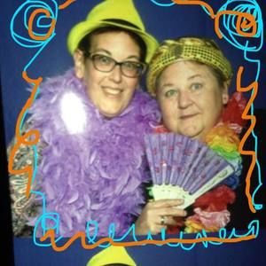 Meet your Posher, Elaine